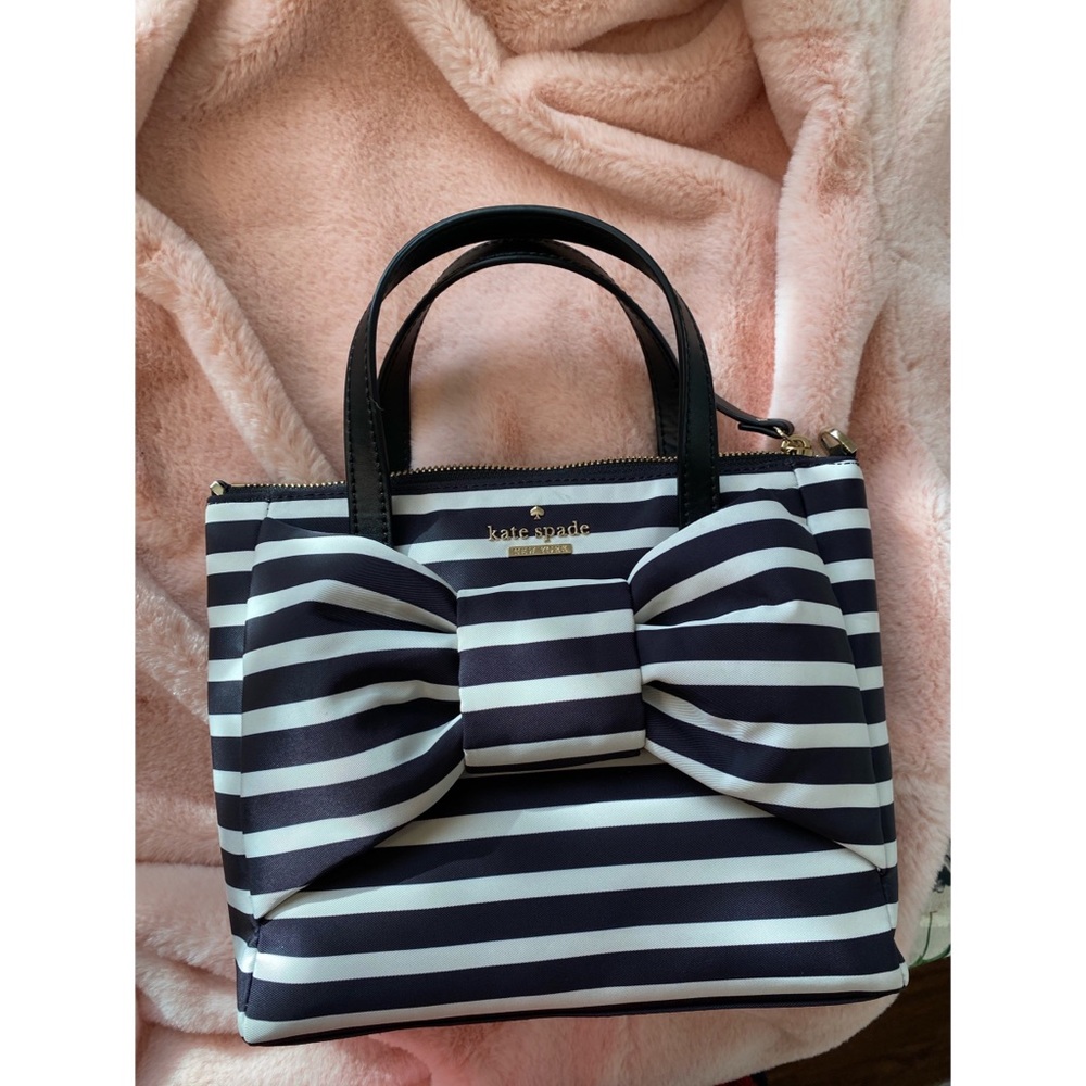 Kate Spade Bow crossbody handbag black white striped NWT- flaw